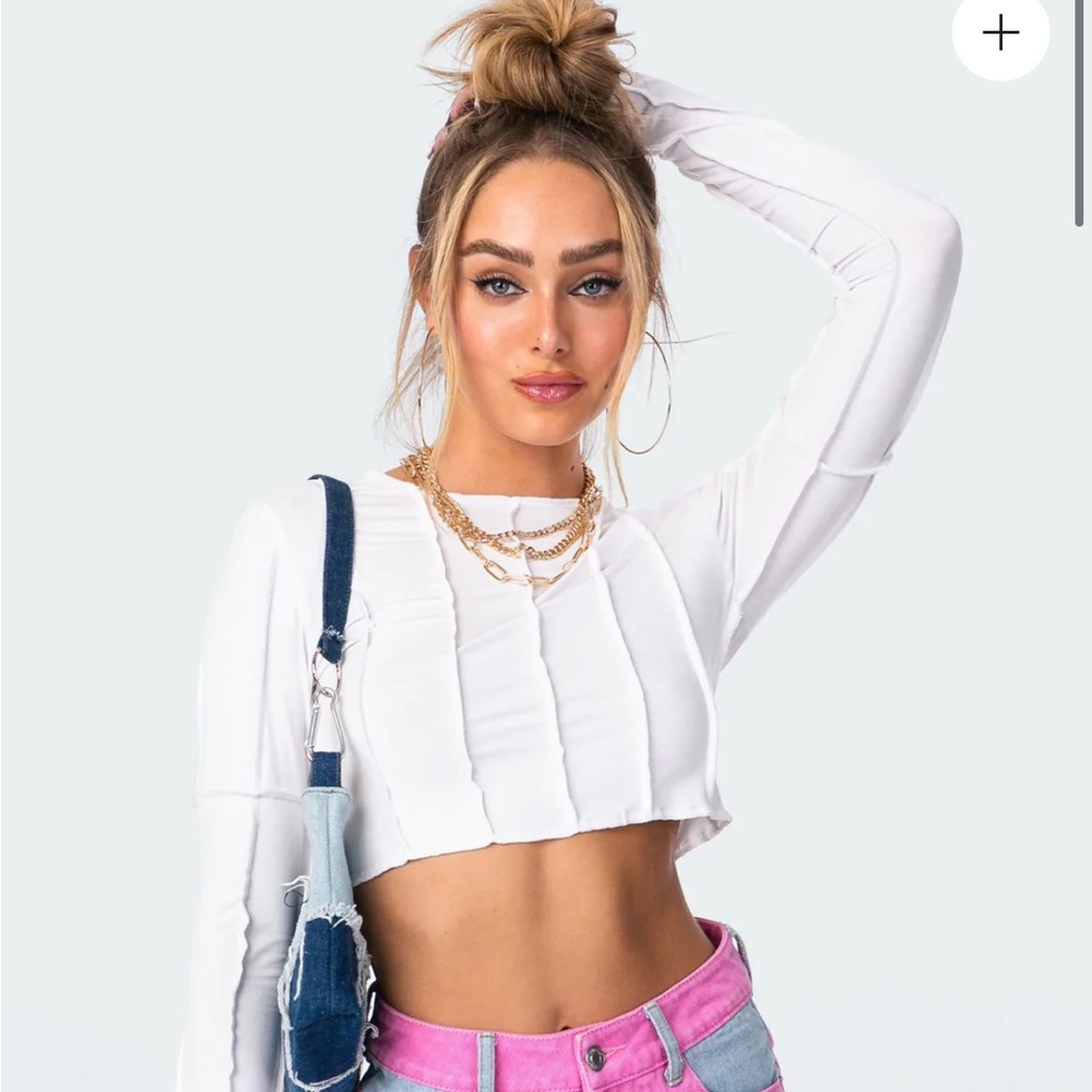 Edikted Overlocked Love Crop Top